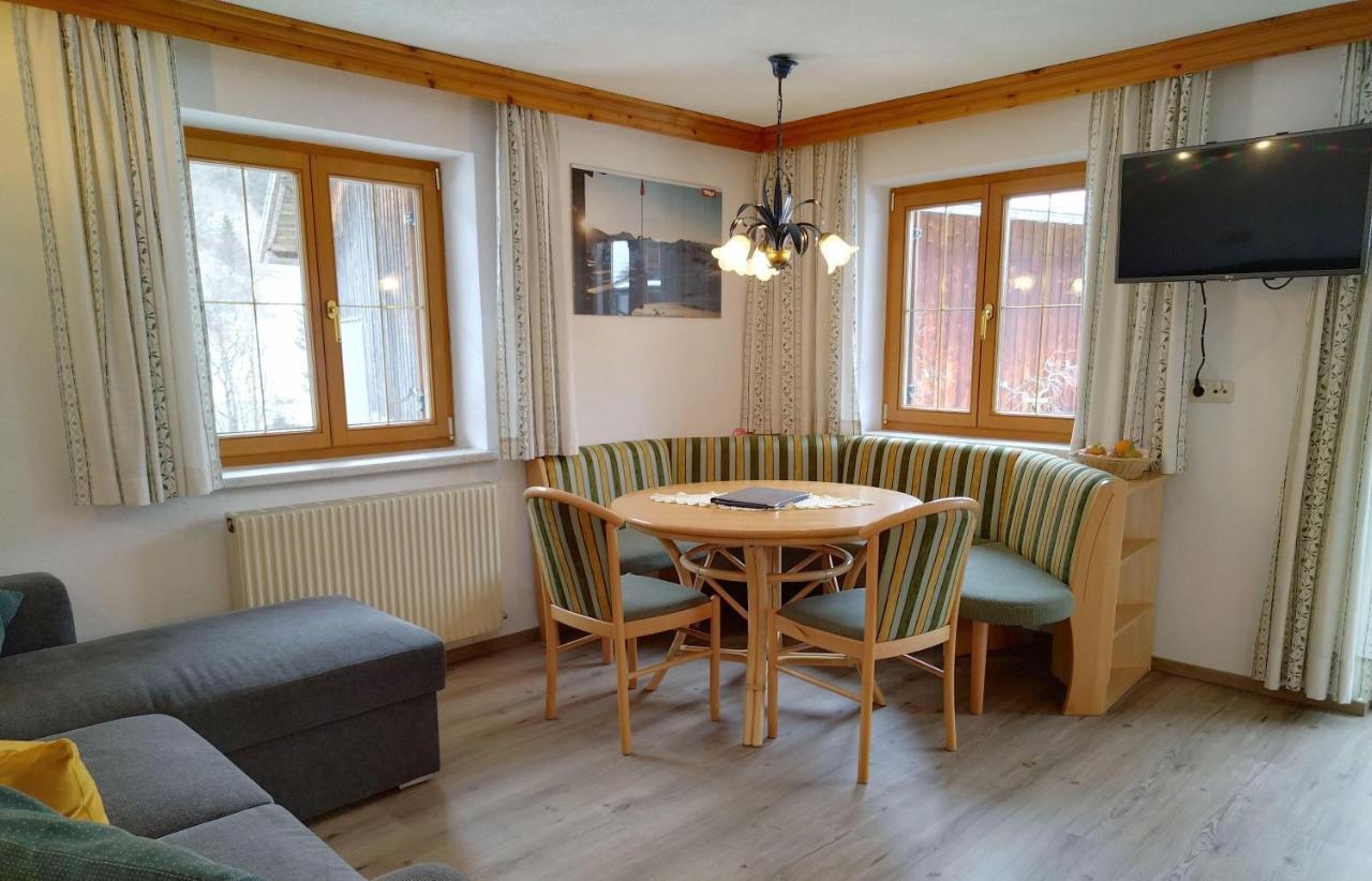 Haus Brandhofer Appartement Häselgehr Buitenkant foto