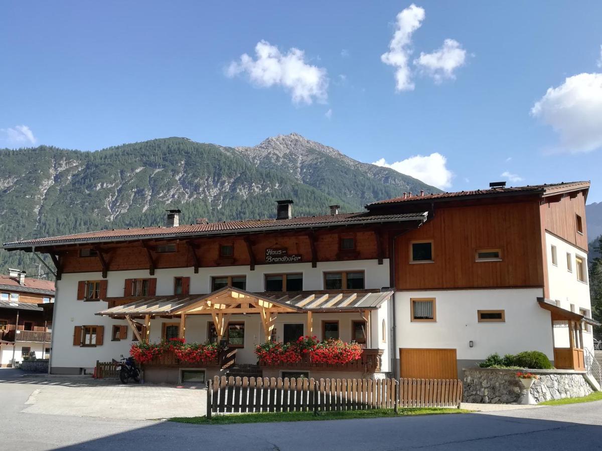 Haus Brandhofer Appartement Häselgehr Buitenkant foto
